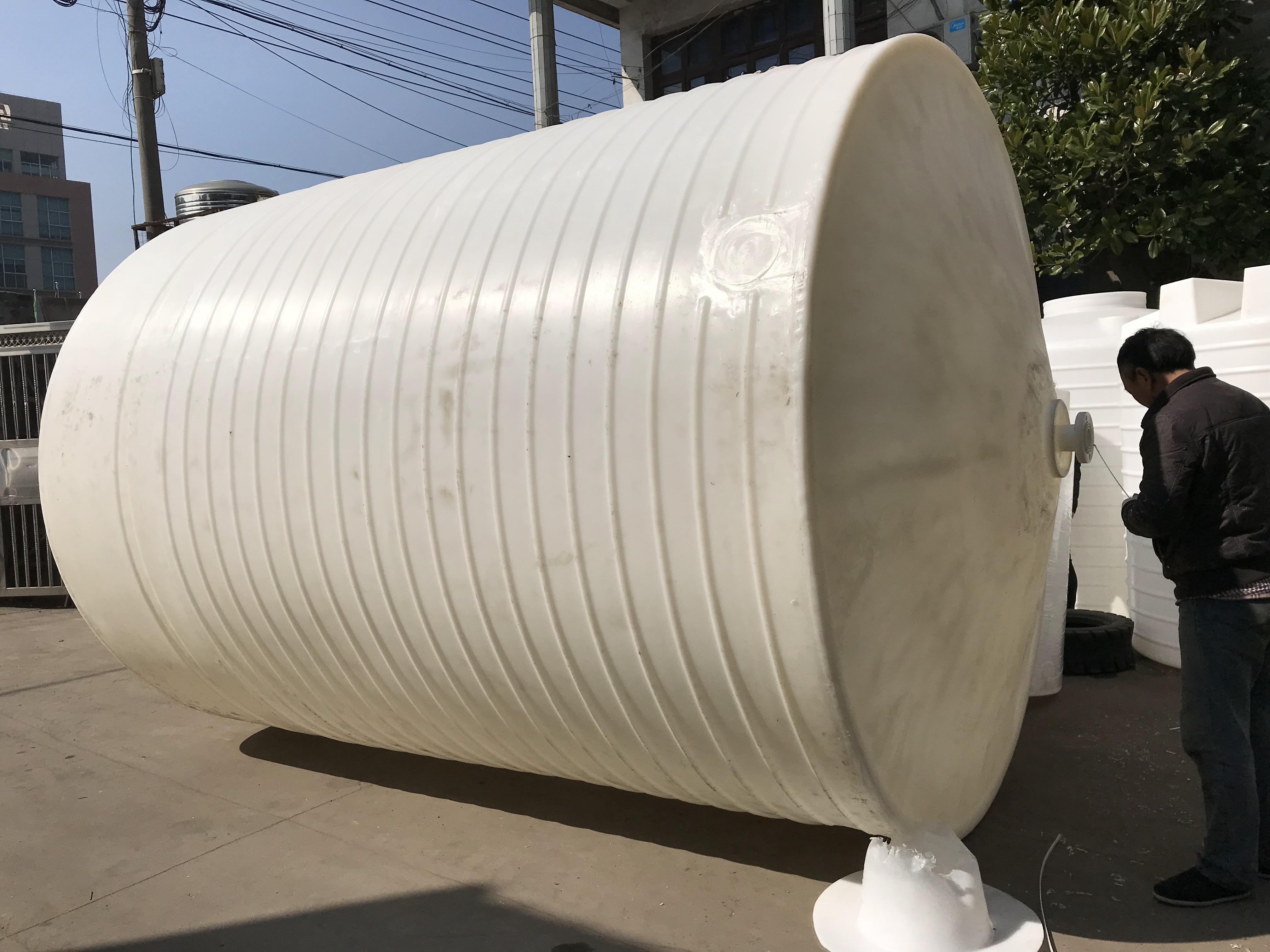 CPT-30000L小錐底儲罐